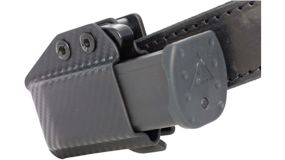 Rounded Horizontal Magazine Holster for 9/40 Double Stack, Ambidextrous, Carbon Fiber Black, CEF000014