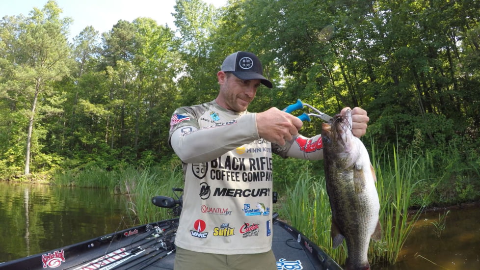 Cuda 9 Ti Bonded SS FW Pistol Grip Plier 18096