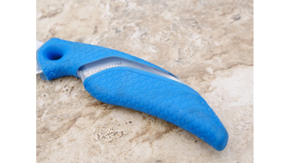 Cuda 9in Titanium Bonded Chunk Knive, Titanium Bonded Blade, Non-Slip Cuda Scale Pattern Grips, 18830