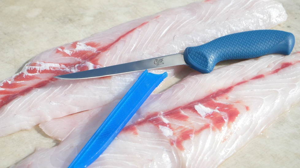 Cuda AquaTuff Fillet Knife with Blade Cover, Blue, 6in, 23045
