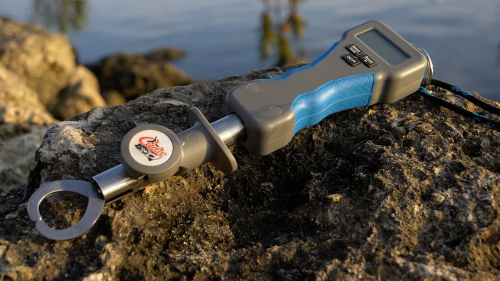 Cuda Digital Grip and Weigh with Lanyard, Blue/Grey, 13in, 23078