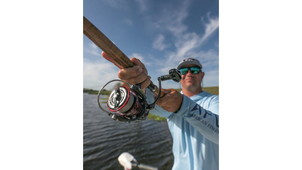 Daiwa Ballistic LT MQ Spinning Reel, 5.3-1, 8+1, 7.6oz, Ambidextrous, BLSMQLT3000D