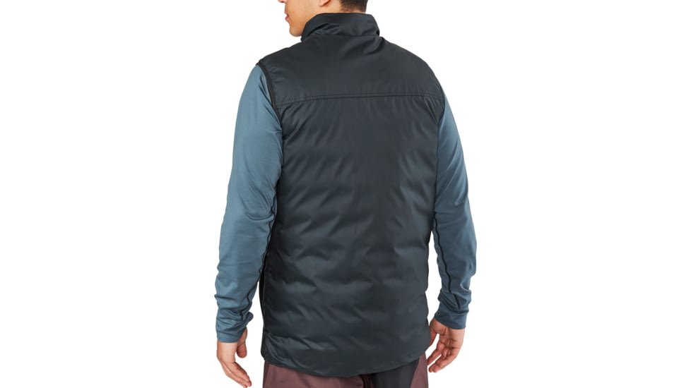 Dakine Recoil Reversible Down Vest - Mens, Black, Extra Large, 10001983-BLACK-91M-XL