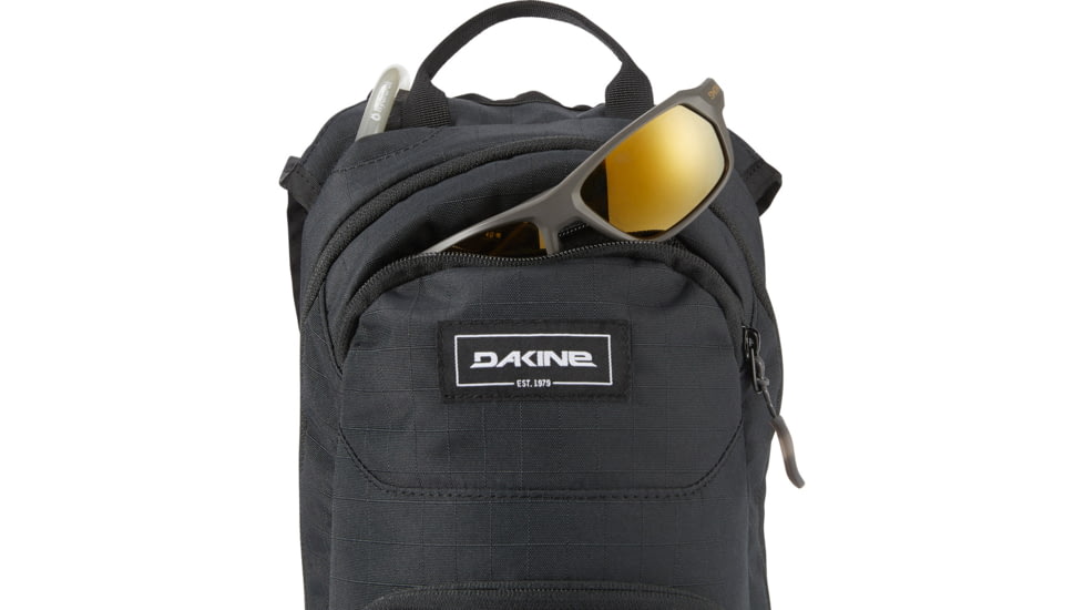 Dakine Session Bike Hydration Backpack, 8L, Black, One Size, D.100.5327.001.OS