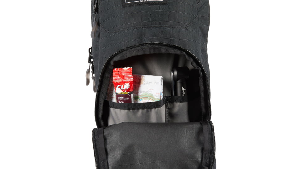 Dakine Session Bike Hydration Backpack, 8L, Black, One Size, D.100.5327.001.OS