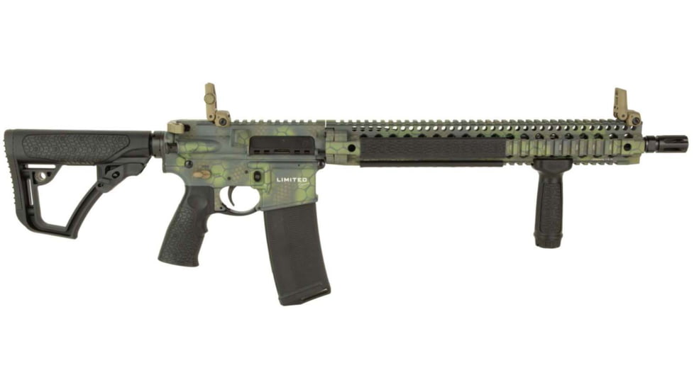Daniel Defense M4 Carbine V9 Semi-Auto Rifle, 223 Rem/5.56 NATO, 16in Barrel
