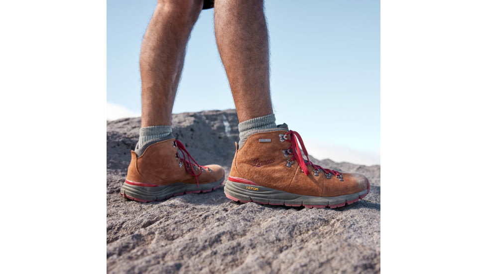 Danner Mountain 600 4.5in Hiking Boot - Mens, Brown/Red, Medium, 7, 62241-D-7