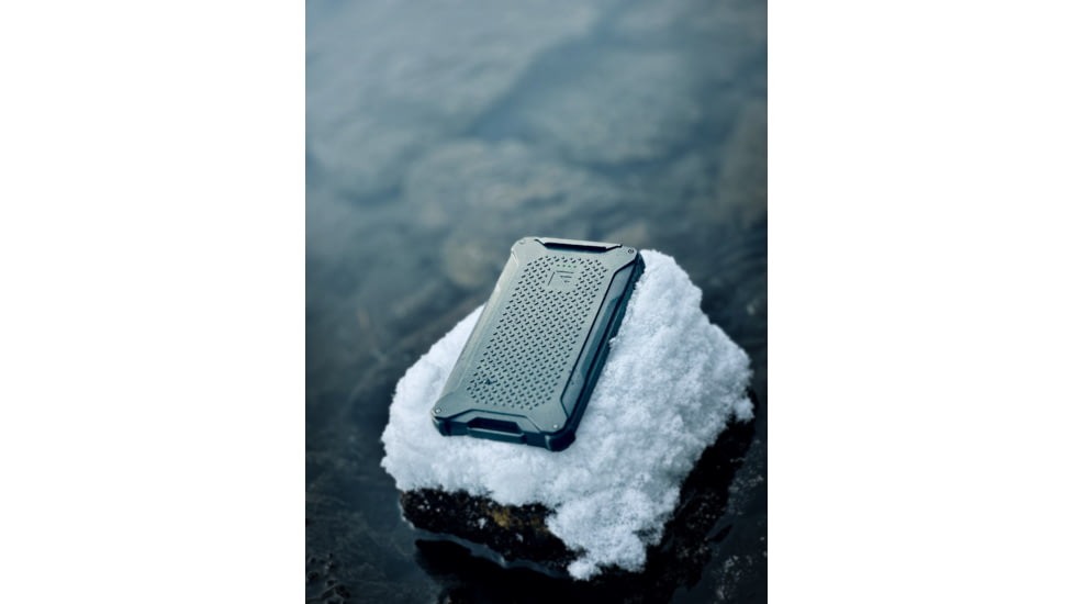 Dark Energy Poseidon Pro Indestructible Charger, Black, PSPRO10BKBK