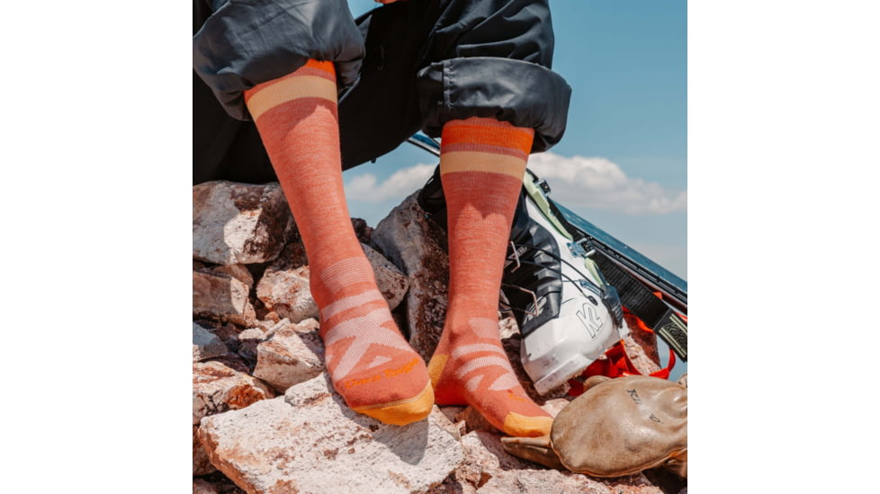 Darn Tough Snowburst OTC Midweight With Cushion - Womens