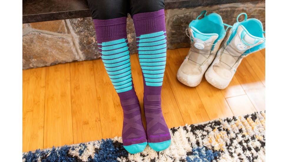 Darn Tough Edge Over-The-Calf Midweight Ski Sock - Kids, Nightshade, Medium, 3029-NIGHTSHADE-M-DARN