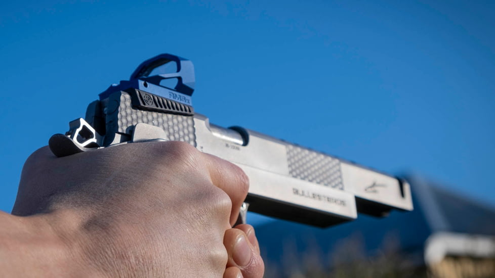 Shield Sights Compact Reflex Mini Red Dot Sight, 4 MOA Dot Reticle, RMSx-4MOA Glass Lens, Black, RMSx-4 Moa G