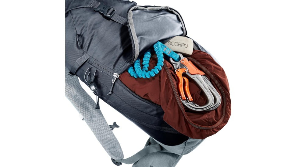 Deuter Trail 18 Backpack, Black/Shale, 344012374110