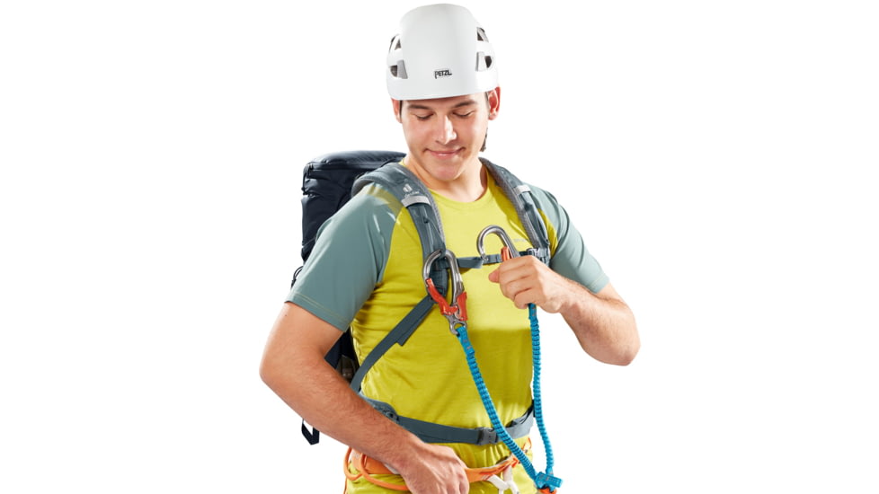 Deuter Trail 18 Backpack, Black/Shale, 344012374110