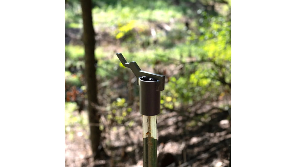 Double Tap Industries Static T-Post Hanging Bracket for Steel Targets, Black, TS-TP-H-001