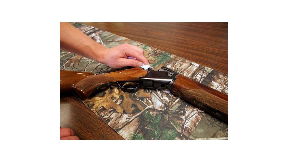 Drymate Large Gun Cleaning Pad, Realtree XTRA, 14in X 46in, GP1446RT