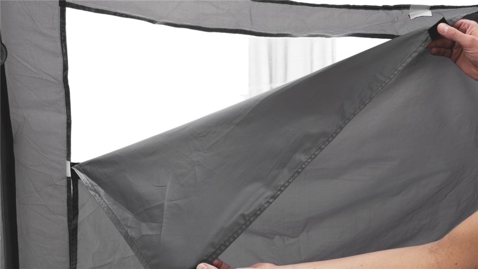 Easy Camp Palmdale 500 Tent Awning - 5 Person, Gray / Silver 120208