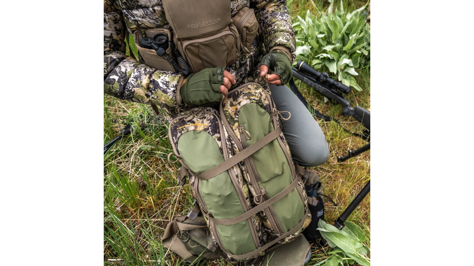 Eberlestock Large Batwing Pouch, Dry Earth, A7SBME