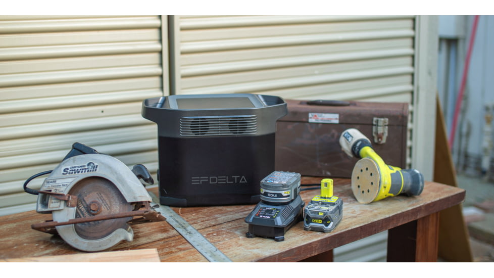 EcoFlow 1000 DELTA Portable Power Station, Black/Grey, EFDELTA1000-AM