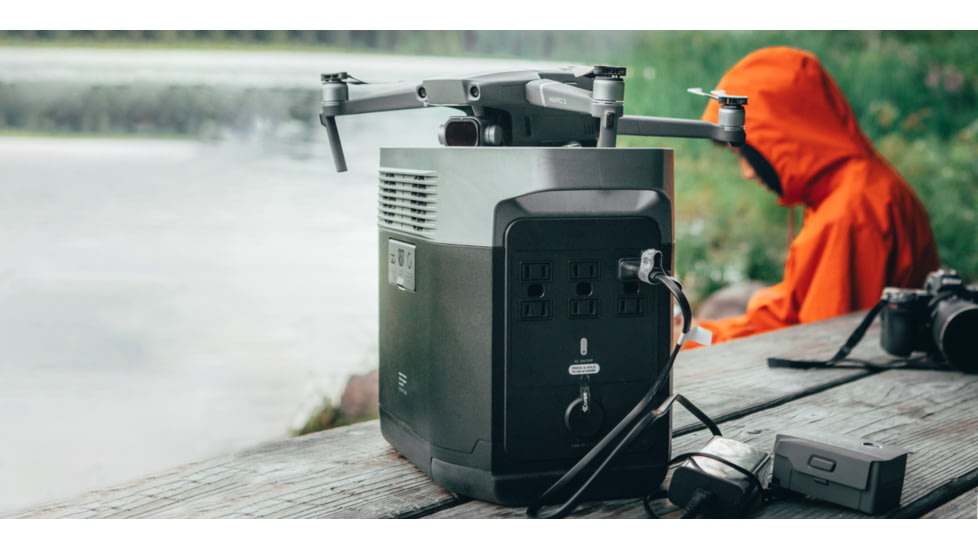 EcoFlow 1000 DELTA Portable Power Station, Black/Grey, EFDELTA1000-AM