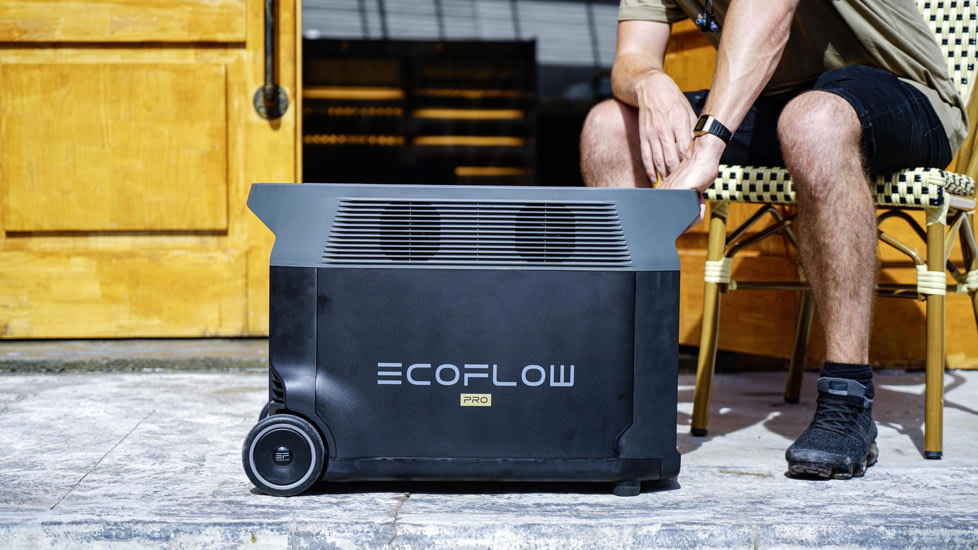 EcoFlow DELTA Pro Portable Power Station w/EV Adapter, Black, TMR500-MR500-CC-US