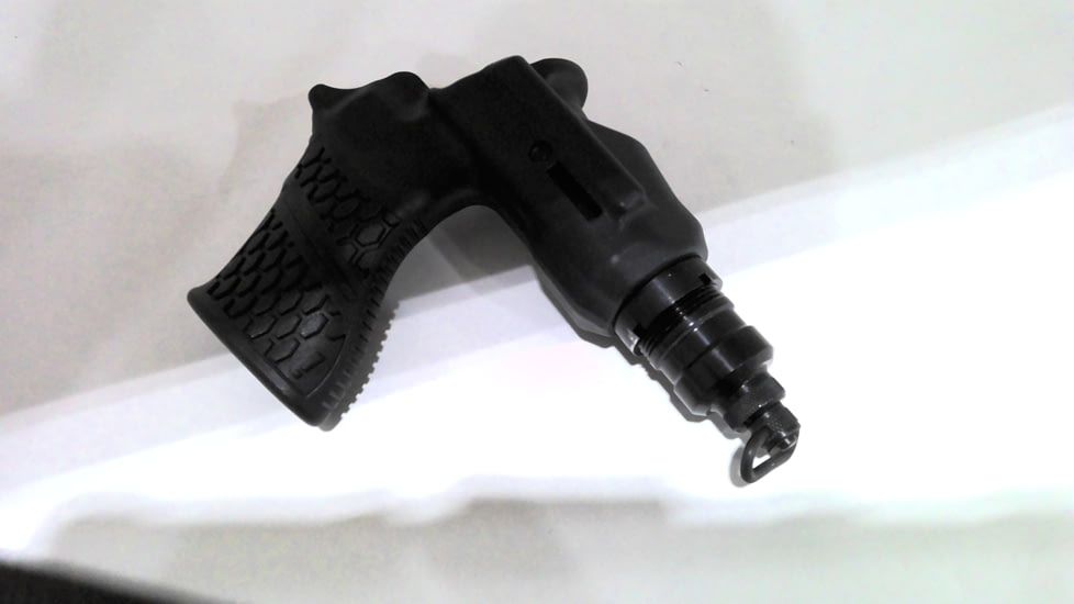 EDEMO BlackHawk Knoxx Breachersgrip Gen III Mossberg 500, K35002-C, EDEMO7