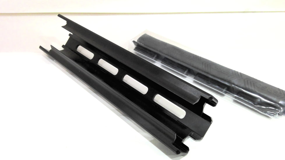 USED ERGO Grip Mossberg 500/590 M-LOK Rail Forend, Black, 4872, EDEMO1, Used, Condition Like New, Inspect and Rebox
