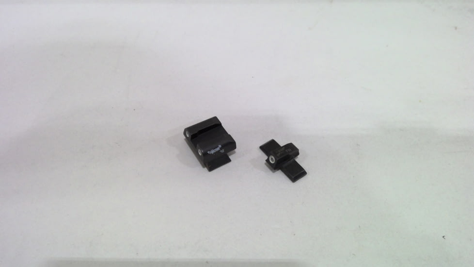 EDEMO EDEMO Trijicon Bright &amp; Tough Beretta PX4 Compact 3 Dot Green Front and Rear Night Sight Set 600765, EDEMO1, EDEMO1