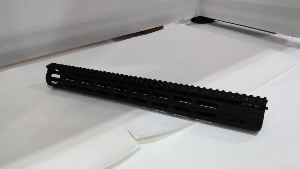 EDEMO UTG Pro M-LOK M&amp;P10 17in Super Slim Free Float Handguard, Black, MTU038SSMC, EDEMO3