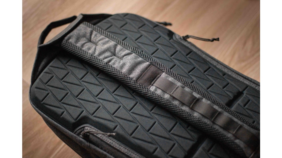 Elite Survival Systems Smokescreen CCW Slingpack w/Armor Panel, Black, 7720-G3-B-A