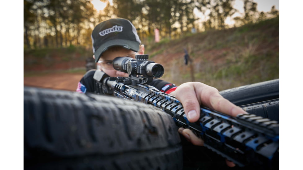 EOTech Vudu Rifle Scope, 1-8x24mm, Second Focal Plane, HC3 Reticle, Black, VDU1-8SFHC3