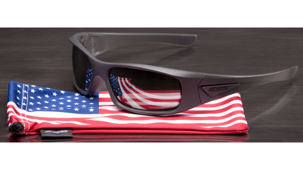 ESS 5B 9.11 Sunglasses with Bag