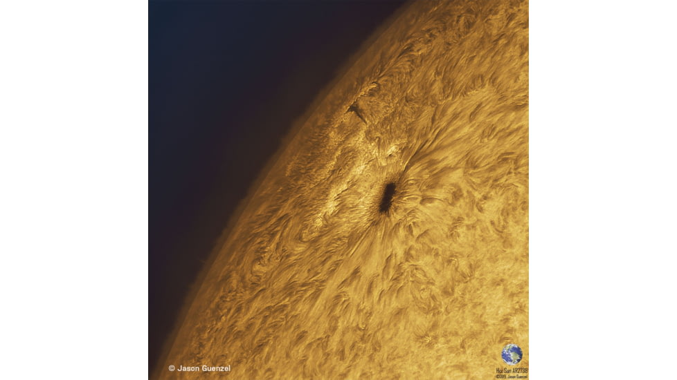 Explore Scientific 152mm Aluminum Doublet Telescope w/ 8x50 Finder Scope, White, DAR152065-01
