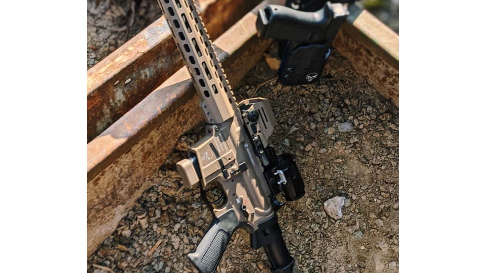 Falke B3x LE w/ FlipUp Mounting Magnifier, Black, Fal30-0037