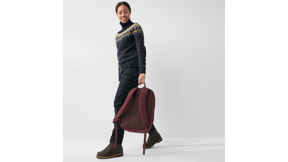 Fjallraven Raven 28 Backpack, Port, One Size, F23345-357-One Size