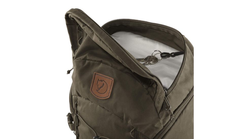Fjallraven Singi 28, Dark Olive, F23320-633-One Size