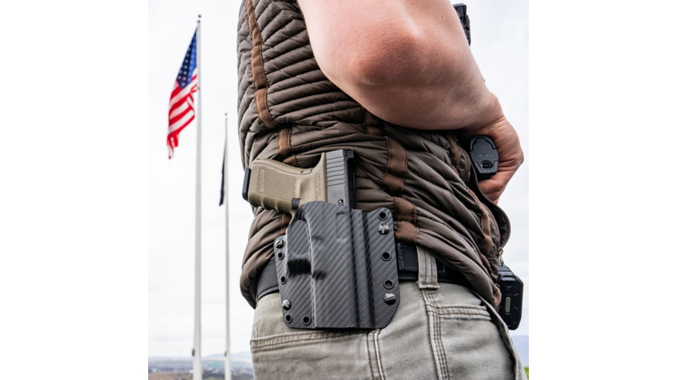 Galco Corvus Belt/IWB Kydex Holster, Beretta APX, Right, Black, CVS822RCF