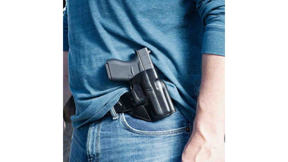 Galco Hornet Strongside/Crossdraw Belt Holster, Ruger Ec9S, Ruger Lc9, Right Hand, Black, HT636RB