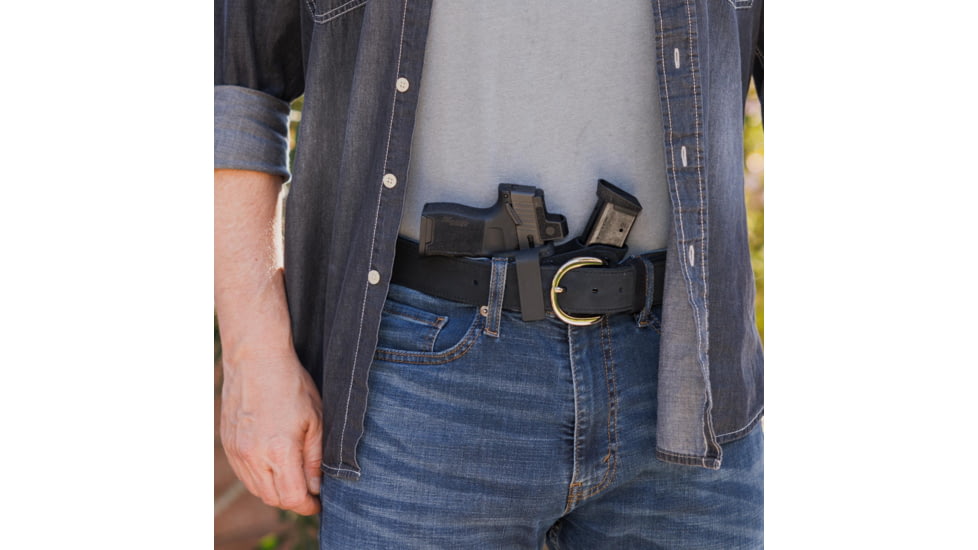 Galco Walkabout 3.0 Strongside/Crossdraw IWB Holster, Ruger Max-9 3.2in, Right, Black, WK3-890RB
