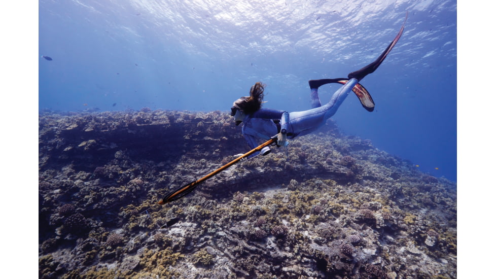 Garmin Descent G1 Solar Dive Computer, Black, 010-02604-02