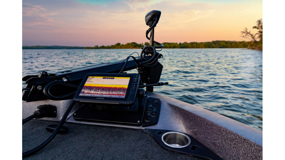 Garmin Echomap UHD 73sv, US LakeVu g3, w/o xdcr, Black, 010-02338-00