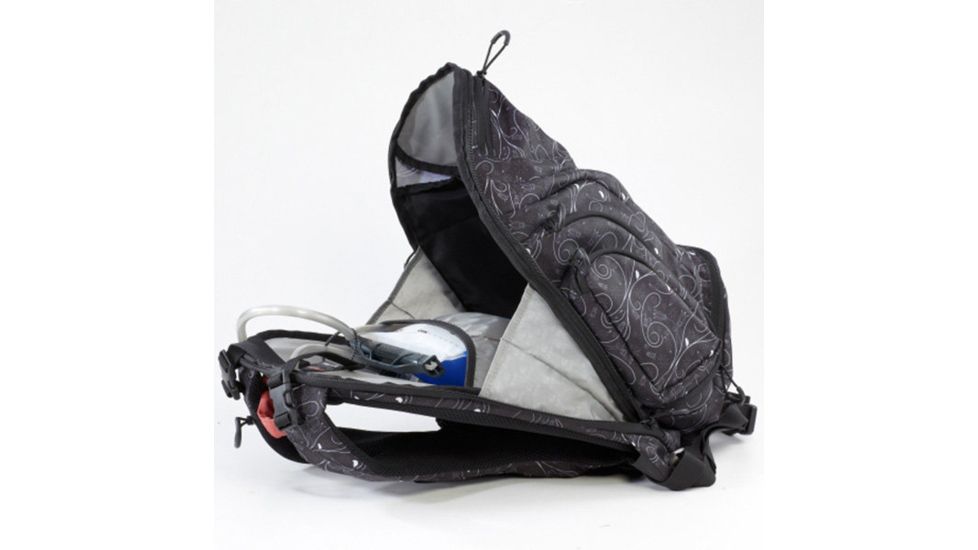 Geigerrig Rig Mom Hydration System, 70 oz., Black/White Print G4MOMPRINT