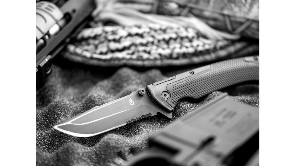 Gerber Decree-DP Tanto Hybrid S30V 3.7in. Blade, Box, Serrated 196507