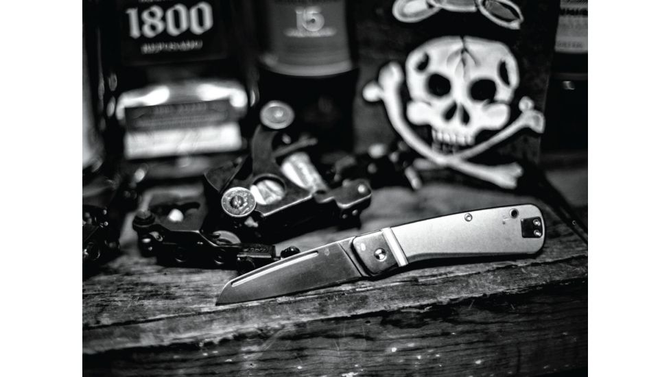 Gerber Straightlace Assisted Opening Folding Knife, 2.9in, 7CR Steel, Sheepsfoot Blade, Green, 30-001698