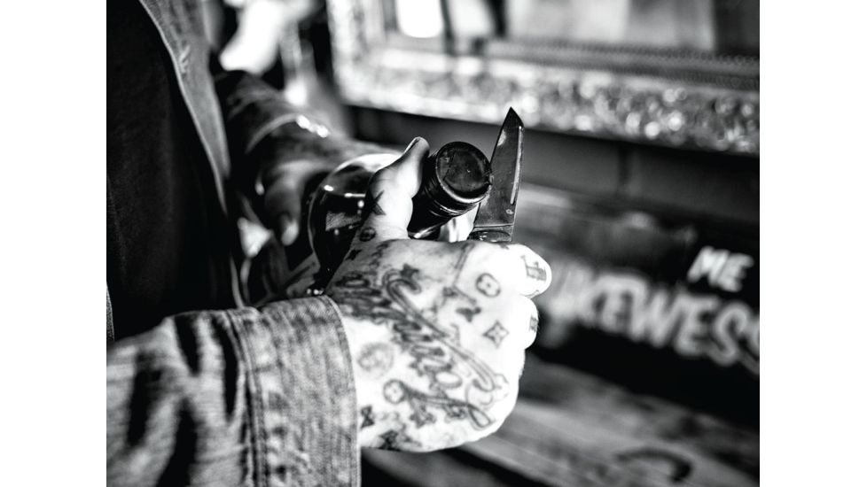 Gerber Straightlace Assisted Opening Folding Knife, 2.9in, 7CR Steel, Sheepsfoot Blade, Green, 30-001698