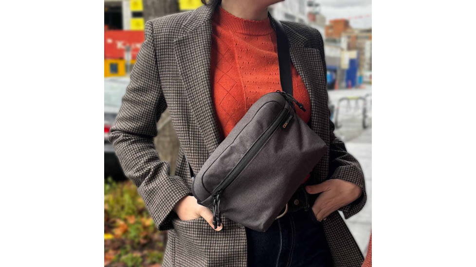 GoDark Faraday Crossbody Bag, Charcoal, FCB01