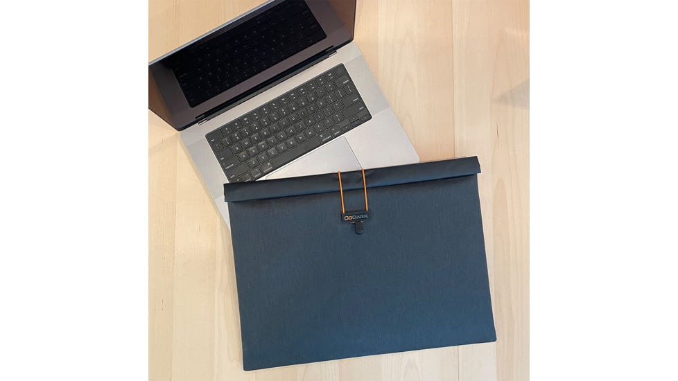 GoDark Large Faraday Sleeve for Laptop, Charcoal, LTSL01