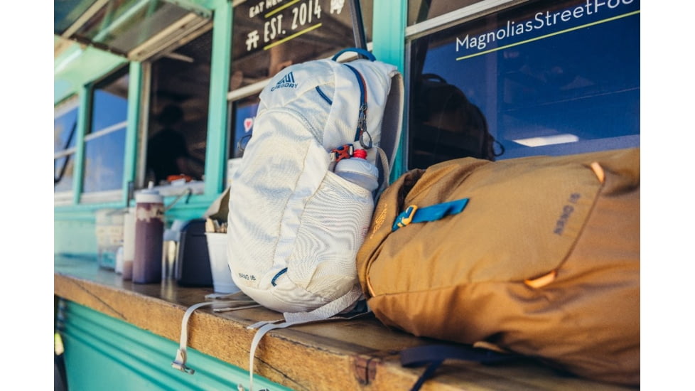 Gregory Nano 18L Daypack - Mens, Moab Tan, One Size, 153057-A546