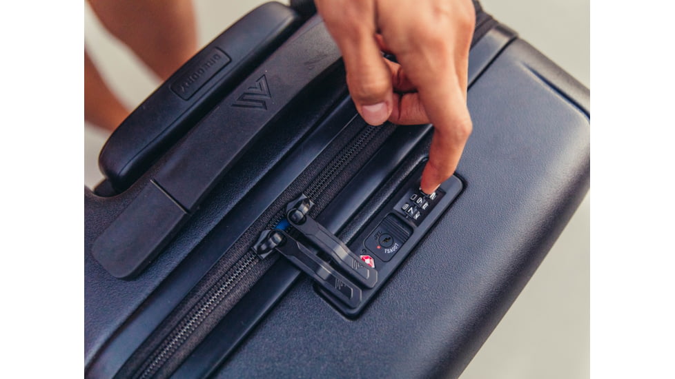 Gregory Quadro Hardcase 22 in, Dark Forest, One Size, 139313-1257