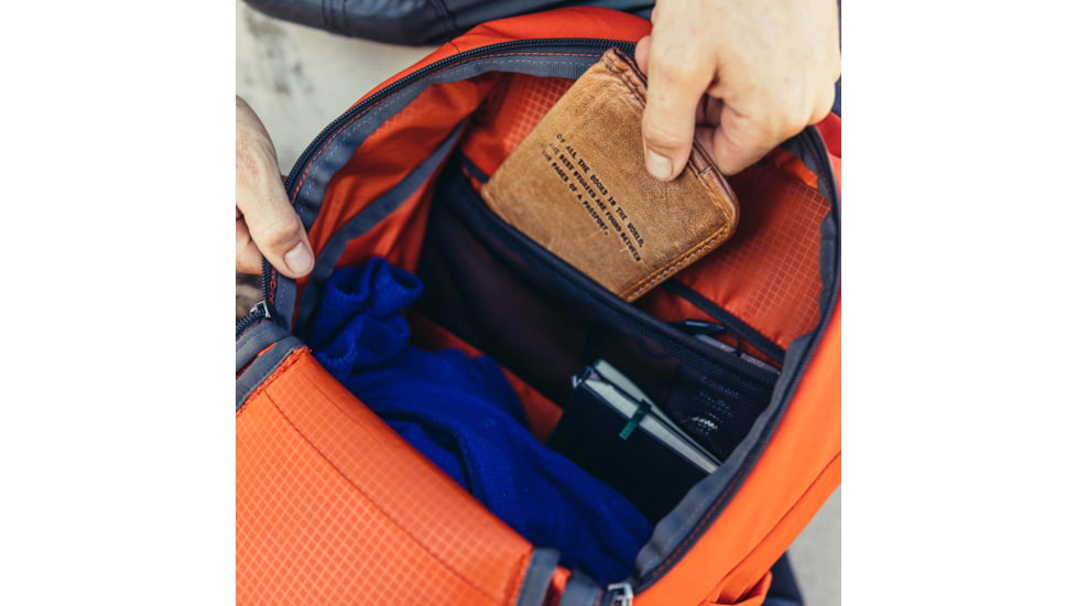 Gregory Resin 26 Backpack, Sienna Red, One Size, 132713-T430