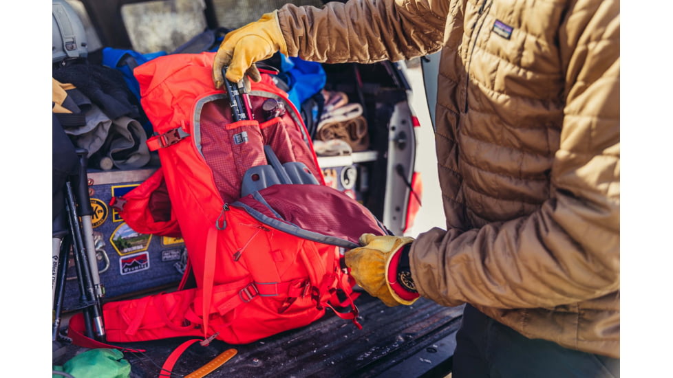 Gregory Targhee 45L Pack, Lava Red, Small, 121131-4222